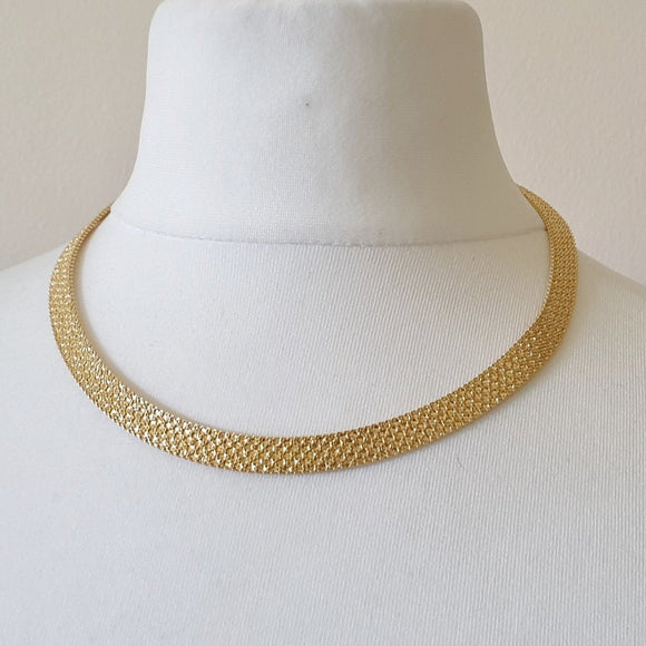 Retro Vintage Textured Flat Necklace - Bow & Crossbones LTD